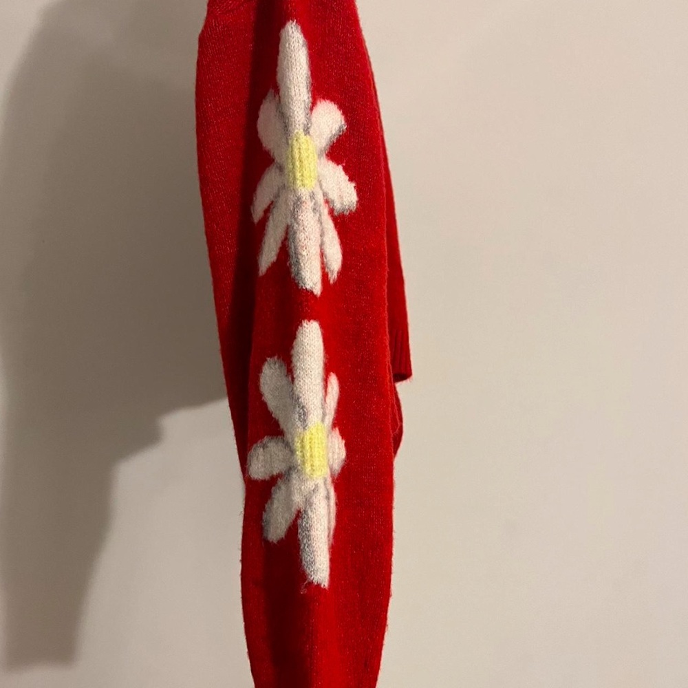 Red Floral Zip-Up Sweater - Picture 4 of 7